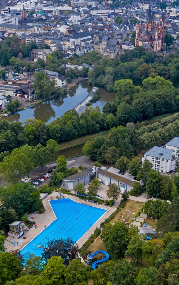 Parkbad Limburg - Zum Artikel: Limburger Parkbad-Saison startet an Christi Himmelfahrt