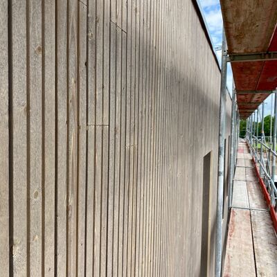 Bild mit ausf&uuml;hrlicher Beschreibung vergr&ouml;&szlig;ern: Foto Au&szlig;enwandbekleidung mit nordischen Fichtenh&ouml;lzern