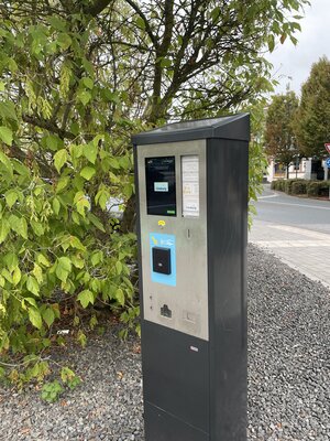 Bild mit ausf&uuml;hrlicher Beschreibung vergr&ouml;&szlig;ern: Parkscheinautomat